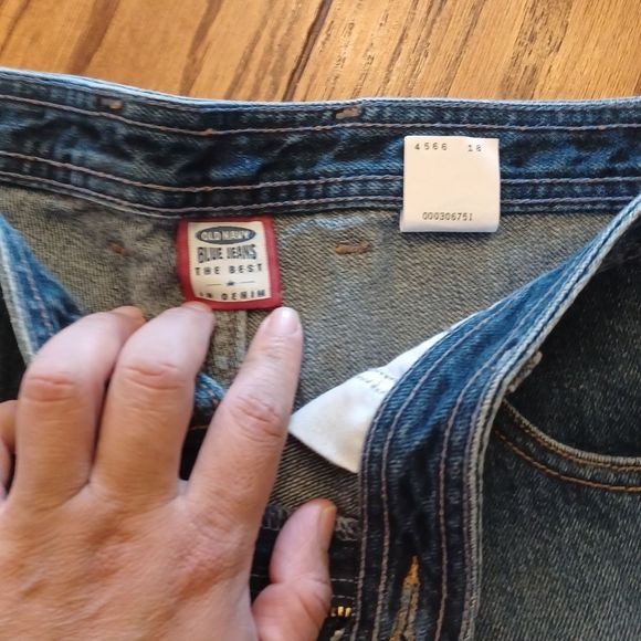 Vintage OLD NAVY BLUE JEANS Shorts Size 12- Made Mexico- Tulip Poket - Picture 3 of 14